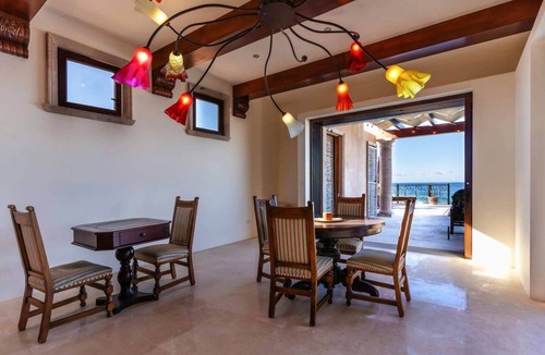 Cerritos House | Château Cerritos | Luxe Oceanfront Estate