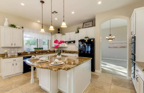 Chandler House | Chandler Arizona Cozy 5 Bedroom Pool House