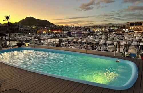 Centro Condo | Charming 1-bedroom condo in the heart of the Marina! AC, Wifi and rooftop pool!