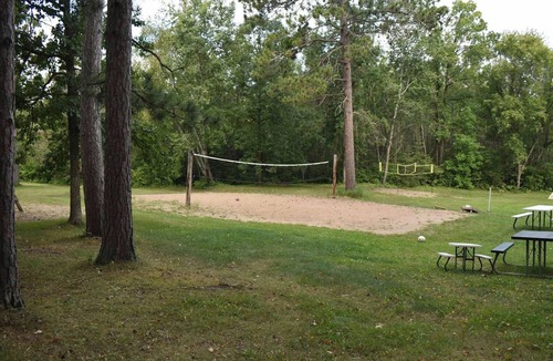 Park Rapids Cabin | Charming 1-bedroom cabin in wonderful Park Rapids area with AC & WIFI.