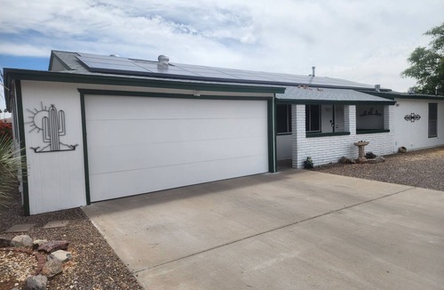 Sun City House | Charming 2-bedroom House with WiFi and AZ Room in Fabulous Sun City
