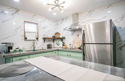 Pharr House | Charming 2-bedroom house in Pharr with AC, and WiFi.