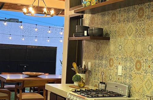 Jiquilpan de Juarez House | Charming 2-bedroom house with AC, WiFi in peaceful Jiquilpan de Juárez