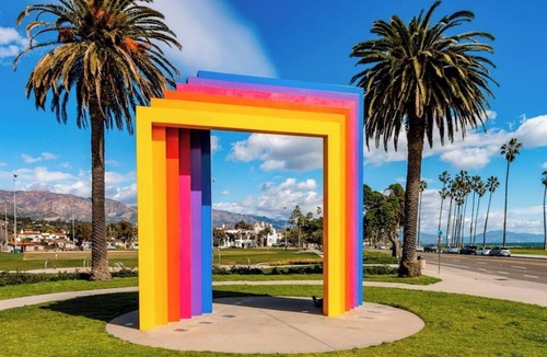 East Beach Apartment | Charming 229-sq-ft studio near Stearns Wharf & 1 block to famed East Beach
