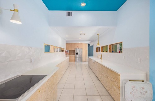 Surprise Other | Charming 3-bedroom farmhouse with WiFi and AC in Surprise. We have goats.
