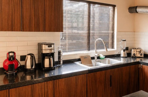 La Paz House | Charming 3-bedroom house in downtown La Paz with WiFi, AC and pool!