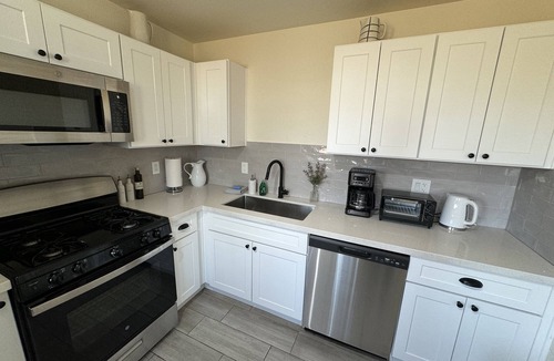 South Mountain House | Charming 3-bedroom house with AC and WiFi in delightful Phoenix