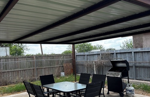 Weslaco House | Charming 3-bedroom house in Weslaco/Elsa with AC, WiFi
