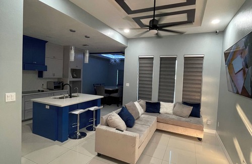 Alamo House | Charming 4-bedroom Home away from Home