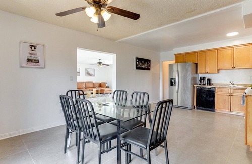 Granada Hills North House | Charming 5 Bedroom Granada Hills House with Pool