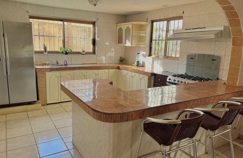 Area Militar de Vallarta House | Charming 6-bedroom house with AC in Las Juntas