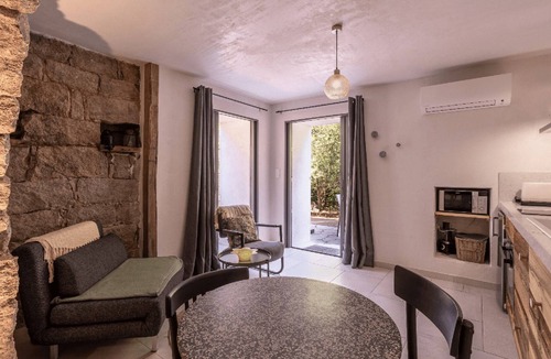 San-Gavino-di-Carbini House | Charming apartments in Porto-Vecchio and Araggio, between the sea and the mounta