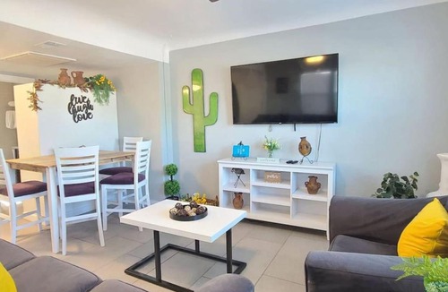 Garfield Apartment | Charming Apt Downtown Phoenix Historic Patio
