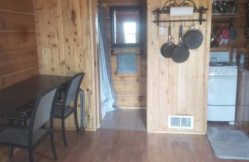 Thompson Falls Cabin | Charming cabin in tranquil and quaint Thompson Falls MT