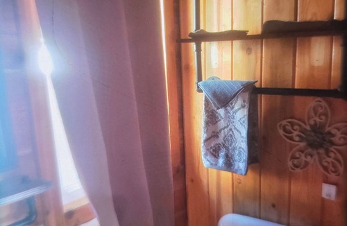 Thompson Falls Cabin | Charming cabin in tranquil and quaint Thompson Falls MT
