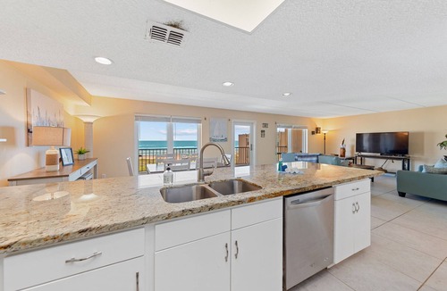 South Padre Island Condo | Charming condo just steps from the beach, BeachHouse 3-502