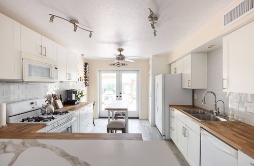 Park Scottsdale One Cottage | Charming Cottage near the heart of Old Town Scottsdale