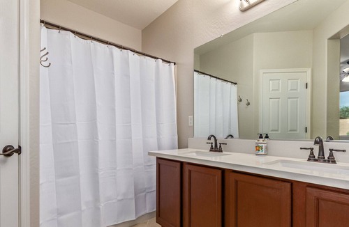 Anthem House | Charming Newly Remodeled and Ready For Long/Short Term Rental