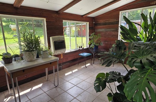Rochert House | Charming rustic, family friendly farmhouse near Detroit Lakes - 4 beds available