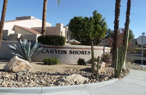 Cathedral City Condo | Charming & Serene 2nd-Fl Condo with Stunning Mountain Views & Central Location