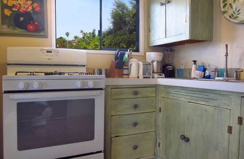 Santa Barbara Cottage | Charming Summerland Beach Cottage with Ocean View.walk to town and beach!