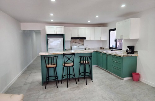Rosarito House | Charming Very Spacious 1-bedroom house in Rosarito perfect for your getaway