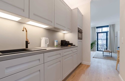 Ixelles Apartment | Chatelain V - One Bedroom Apartment, Sleeps 4