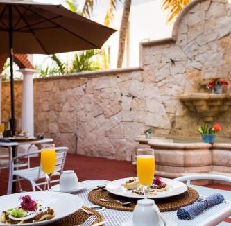 Puerto Aventuras Hotel | Chez Waffle Hotel