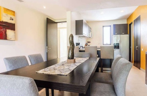 Granjas del Marques Apartment | Chic Acapulco Oasis | La Isla Prime Location