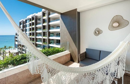 El Tezal Resort | Chic Junior Suite with 2 Queen or 1 King bed with AC in beautiful Cabo San Lucas