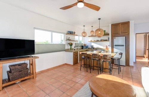 San Jose del Cabo Condo | Chic Penthouse 1 BR Near the Beach and Marina
