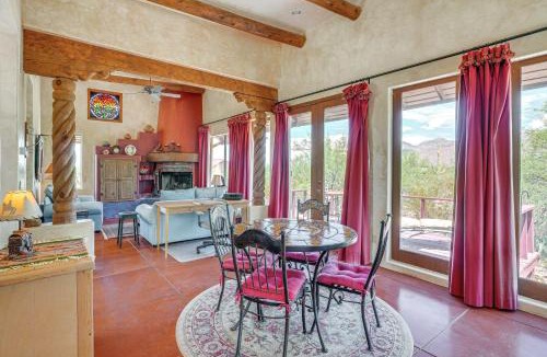 Tanque Verde House | Chic Tucson Casita w/Deck & Panoramic Views!