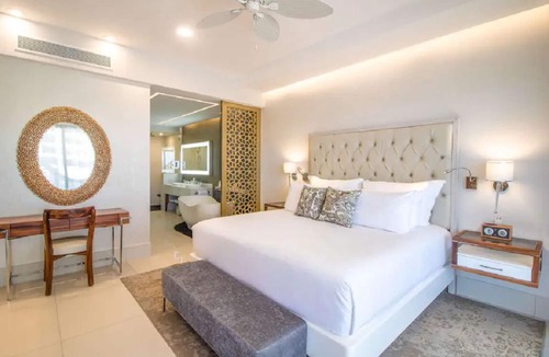 Cabo San Lucas Resort | Christmas in Paradise, 2 Bedroom Suite at 5 Diamond Garza Blanca Resort and Spa.