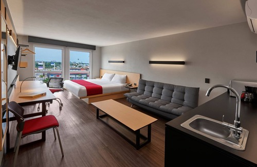 Lagos de Moreno Hotel | City Express by Marriott Lagos De Moreno