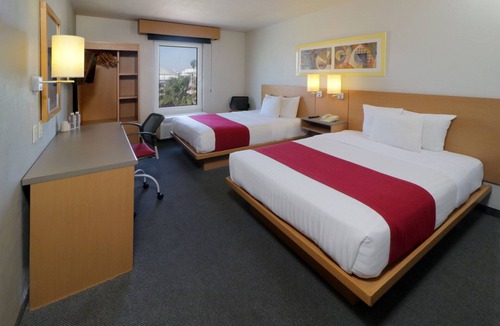 Nuevo Laredo Hotel | City Express by Marriott Nuevo Laredo