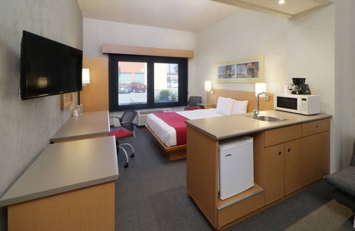 Nuevo Laredo Hotel | City Express by Marriott Nuevo Laredo