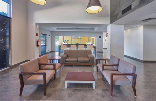 Irapuato Hotel | City Express by Marriott Irapuato Norte