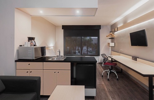 Leon Hotel | City Express by Marriott Leon