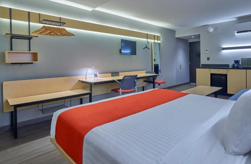 Tijuana Hotel | City Express by Marriott Tijuana Otay
