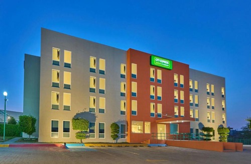 Tlaquepaque Hotel | City Express Junior by Marriott Guadalajara Periferico Sur