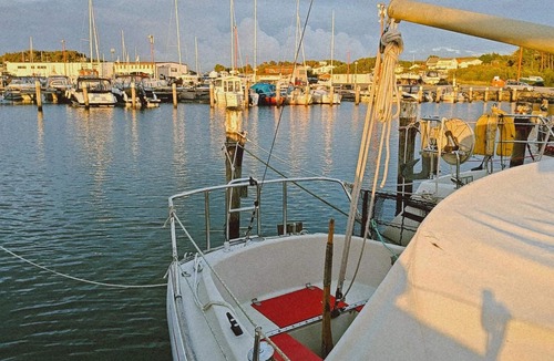 Torslanda Boat Rental | Classic sailing boat from 1979 - Overnight stay on board in Gothenburg