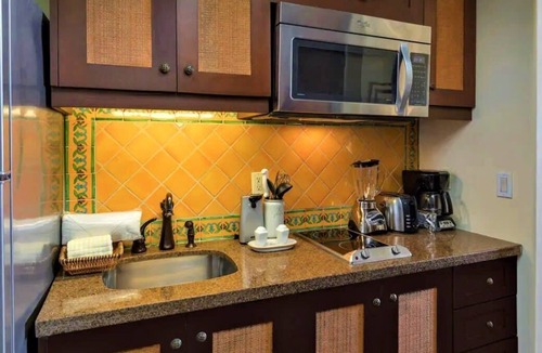 Cabo San Lucas Apartment | Classy 2BR Family Suite @Cabo +24/7 Concierge Club