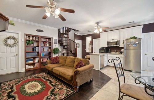 Val Vista Lakes Apartment | Classy Guest Suite With Spiral Staircase in Gorgeous Lake Community