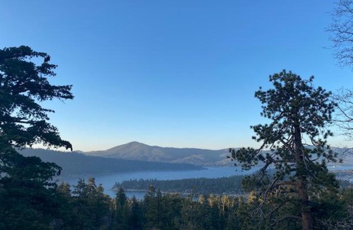 Big Bear Lake House | Clerestory Cottage - The perfect cozy getaway with a hot tub