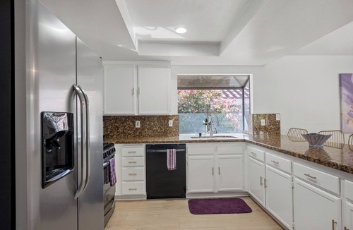 Desert Park Estates House | Close to Downtown Palm Springs: Villa w. Magical Views, Saltwater Pool, Sleeps 8
