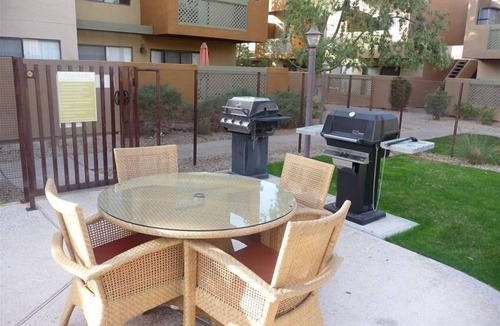 South Scottsdale Condo | Close to Old Town - golf next door, heated pool, gym; dogs ok