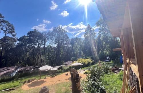 Valle de Bravo Cabin | Cozy 4-bedroom cabin in perfect harmony in Rancho ojo de luz cabañas de aventura
