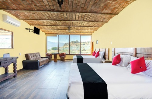 Tequila Hotel | Collection O Posada Terraza