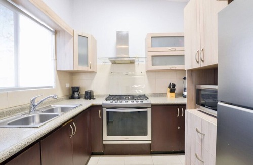 Monterrey Apartment | Colonia privada, 5 camas & cajón privado para 7 H