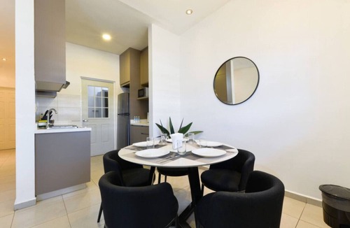 Monterrey Apartment | Colonia privada, 5 camas & cajón privado para 7 H